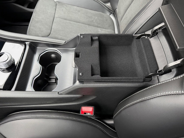 New 2025 Jeep Grand Cherokee L Altitude image 35