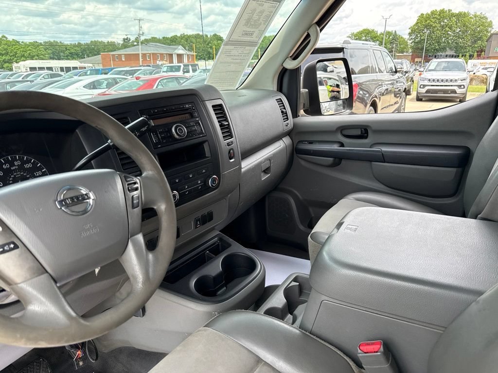 Used 2013 Nissan NV 2500 SV w/ Side Curtain Airbag Pkg RWD image 9