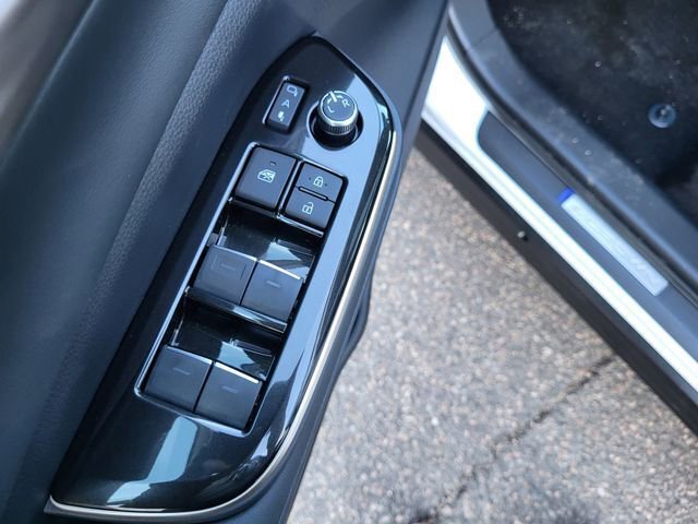 New 2026 Toyota Crown Signia image 13