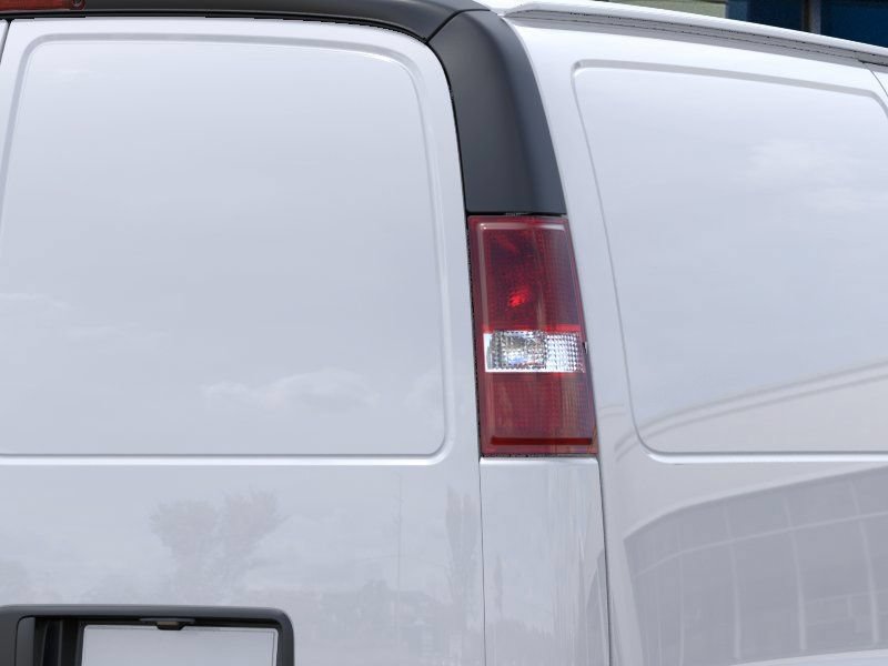 New 2026 Chevrolet Express 2500 RWD image 18