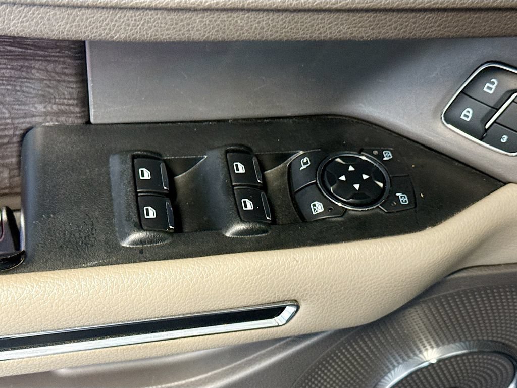 Used 2019 Ford Expedition Limited AWD/4WD image 19