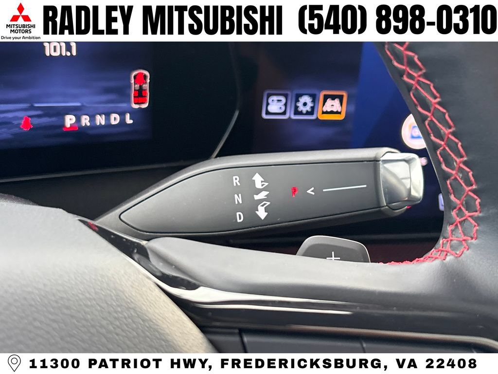Used 2024 Chevrolet Traverse RS AWD/4WD image 8