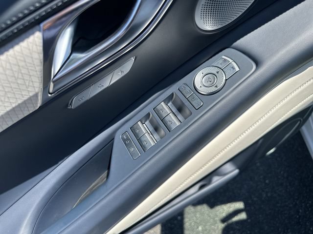 Used 2025 Genesis GV80 3.5T Prestige AWD/4WD image 17