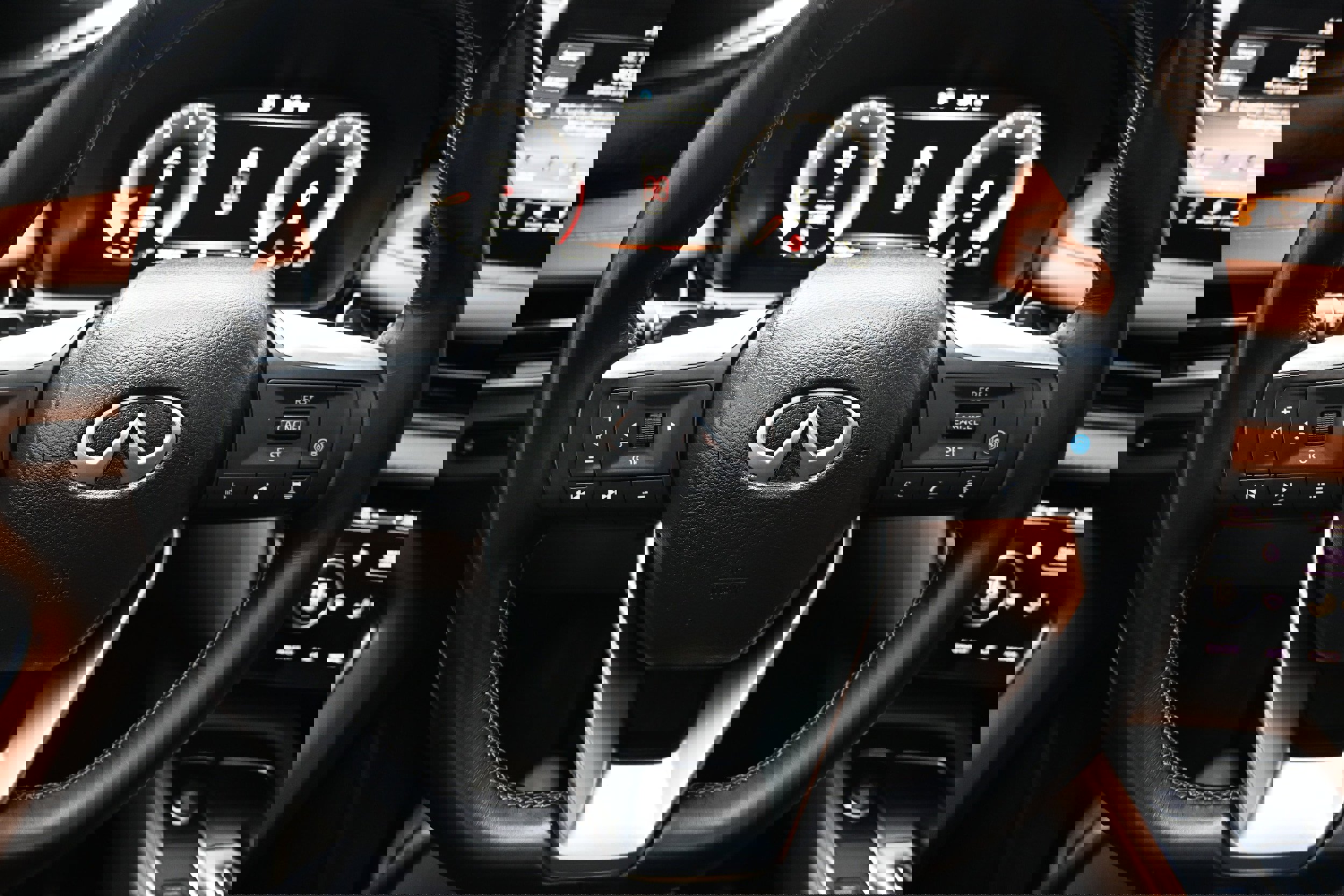 Used 2023 INFINITI QX60 Autograph w/ Cargo Package image 20