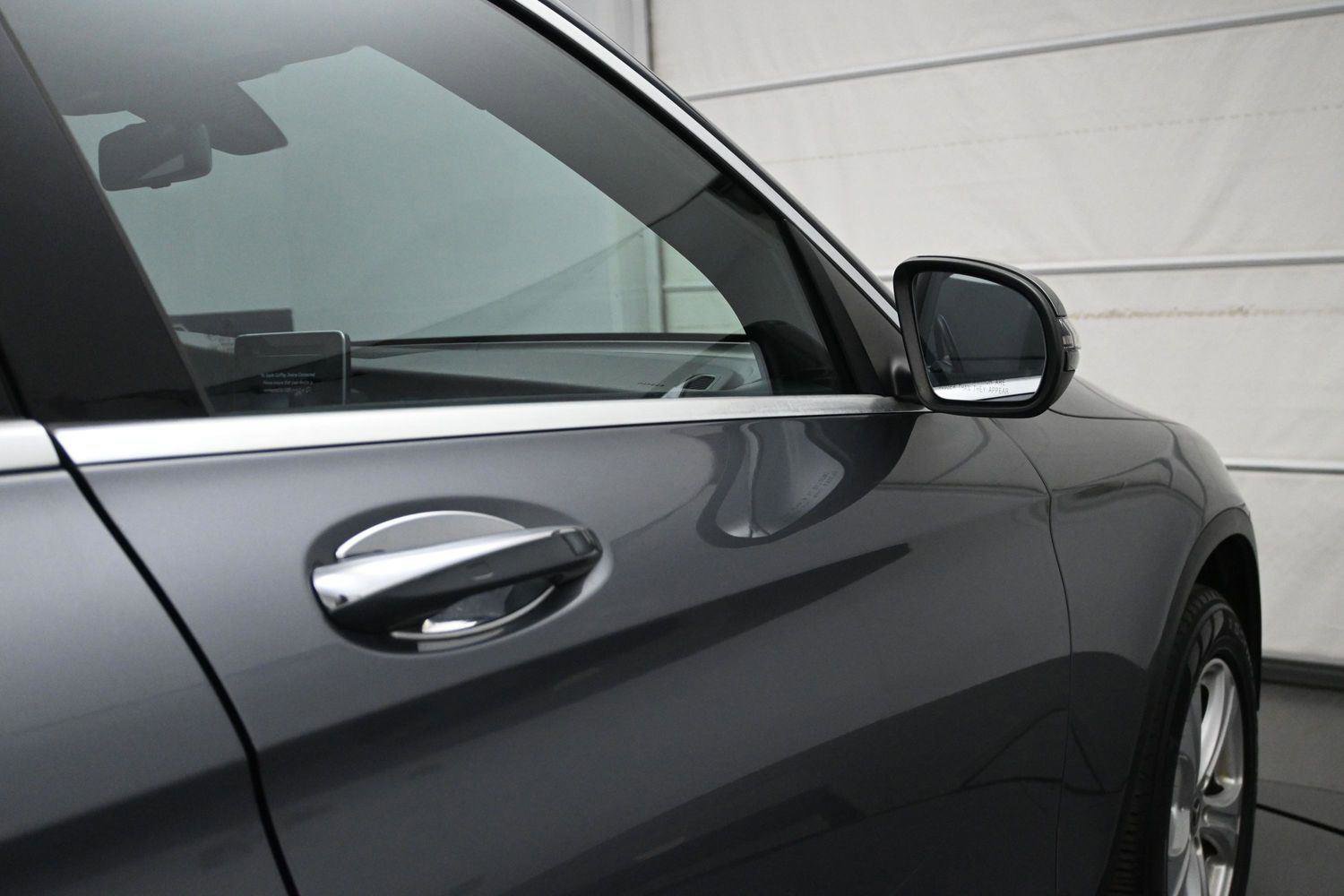 Used 2018 Mercedes-Benz GLC 300 4MATIC image 15