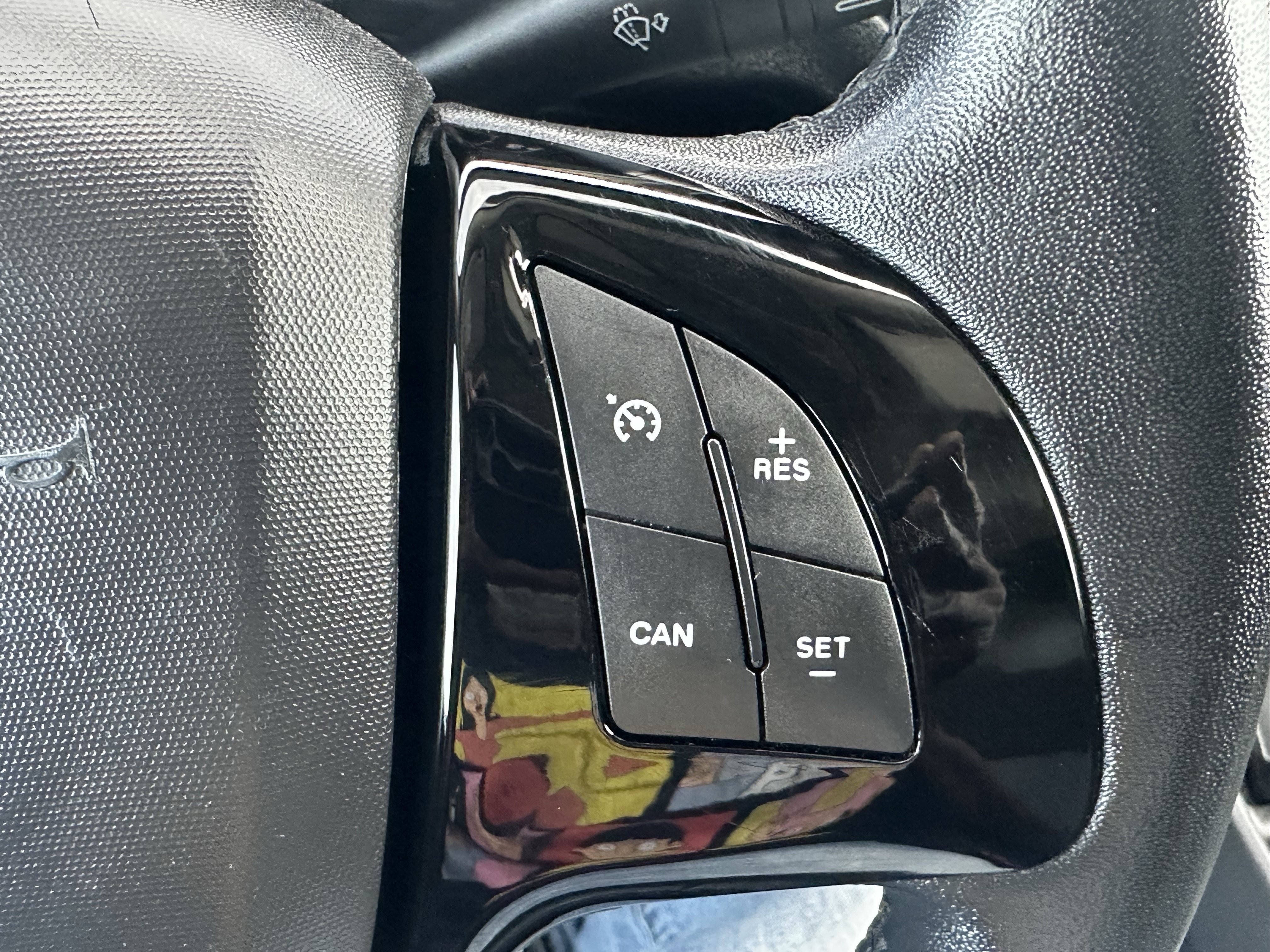Used 2015 RAM ProMaster City Tradesman SLT w/ Rear Back-up Camera Group FWD image 23