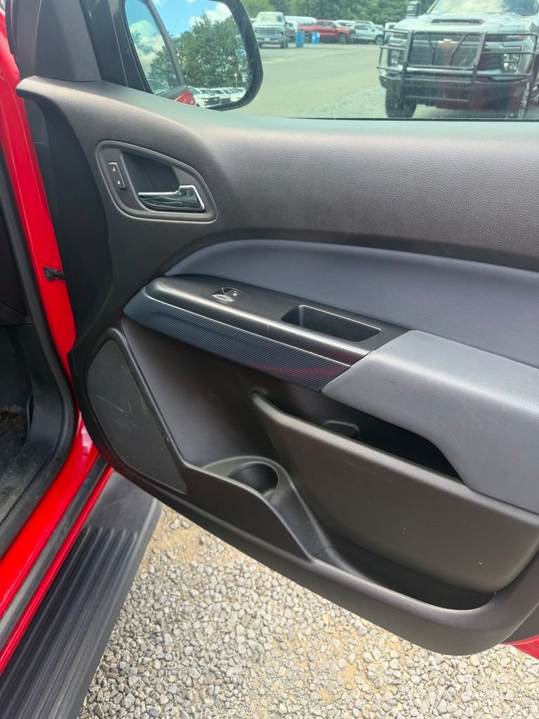 Used 2017 Chevrolet Colorado Z71 AWD/4WD image 18