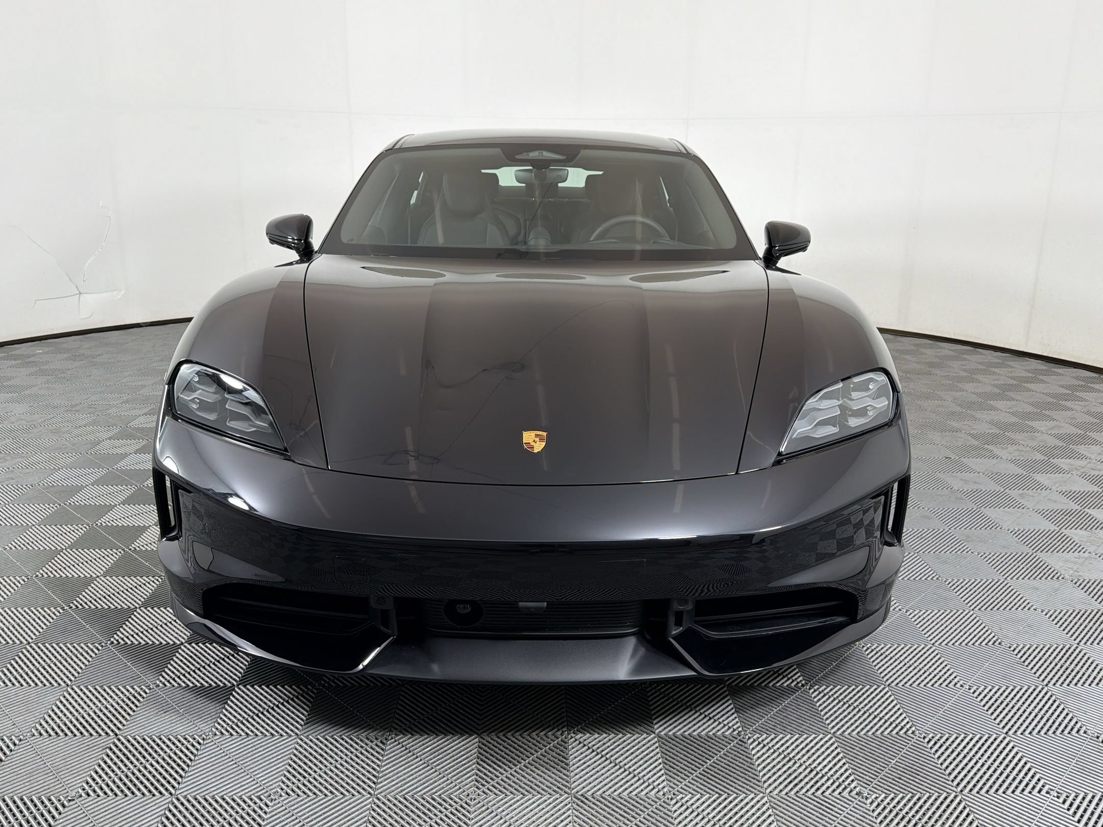 Used 2026 Porsche Taycan AWD/4WD image 7