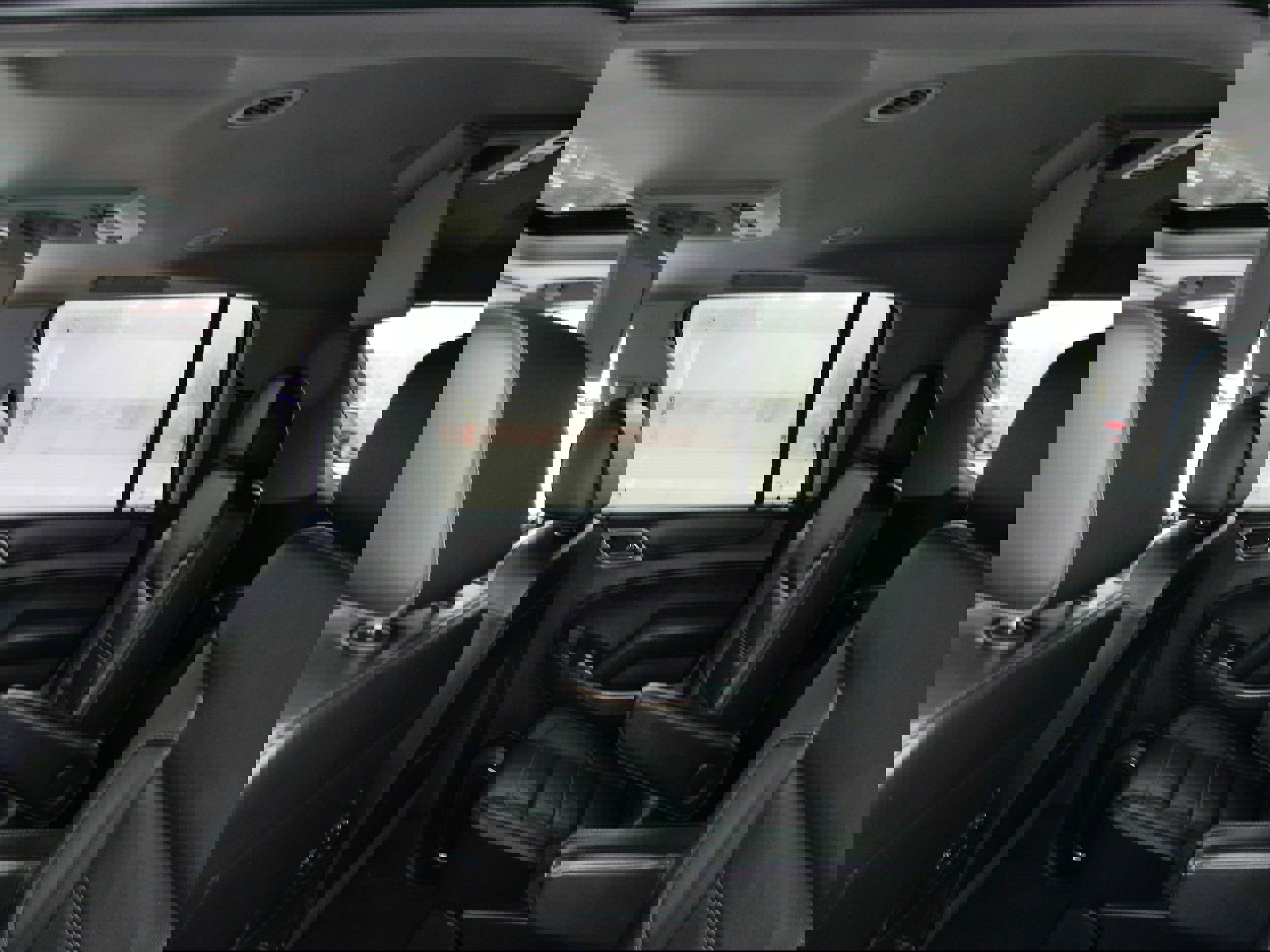 Used 2018 GMC Yukon XL Denali w/ Open Road Package image 14