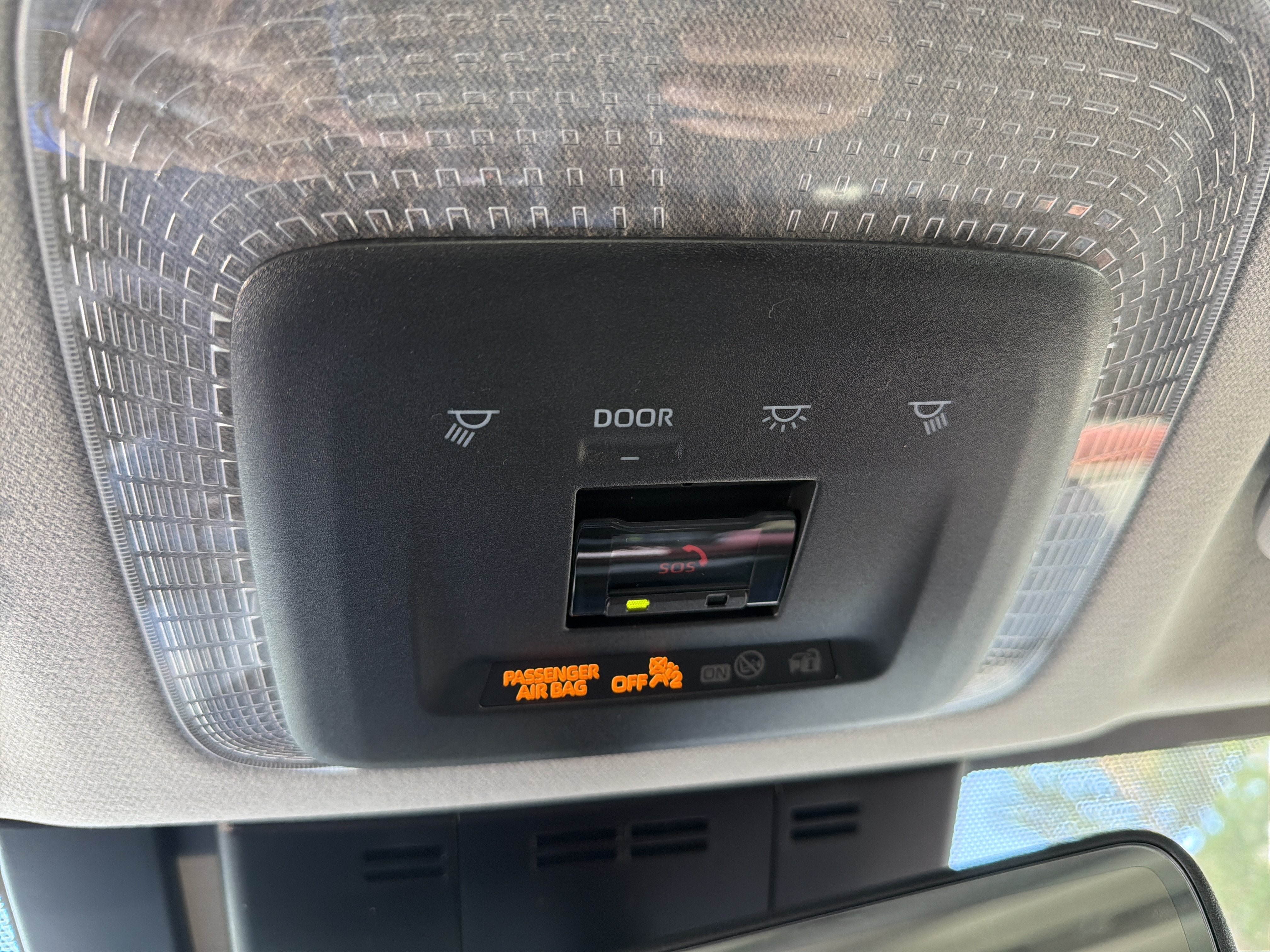 New 2026 Toyota Prius Plug-In Hybrid FWD image 19