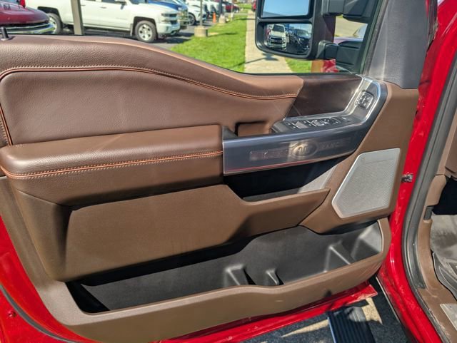 Used 2024 Ford F350 King Ranch w/ FX4 Off-Road Package image 15
