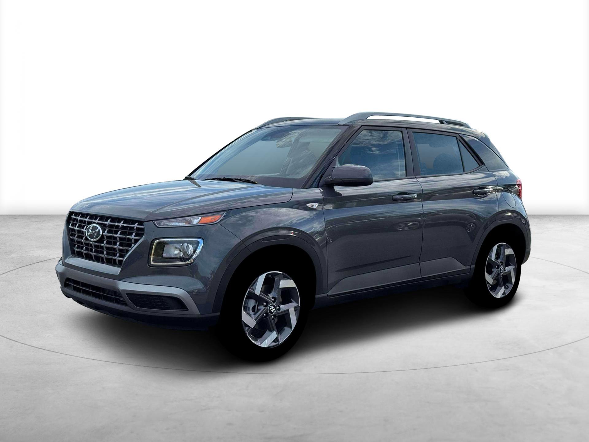New 2026 Hyundai Venue SEL FWD image 2