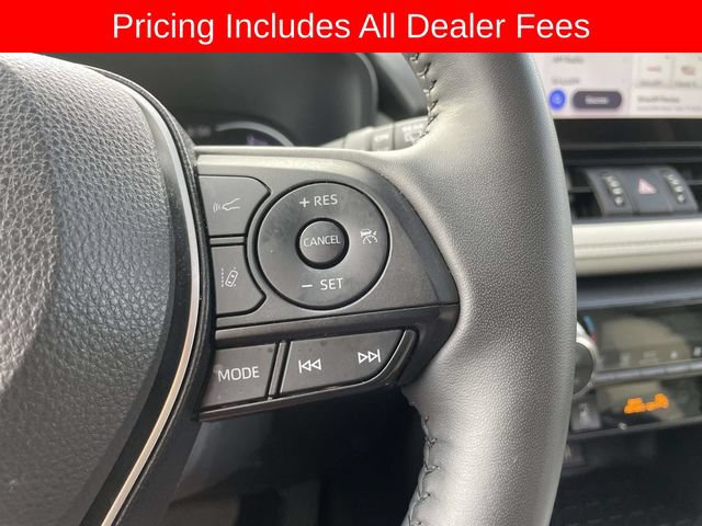 Used 2023 Toyota RAV4 XLE Premium AWD/4WD image 27
