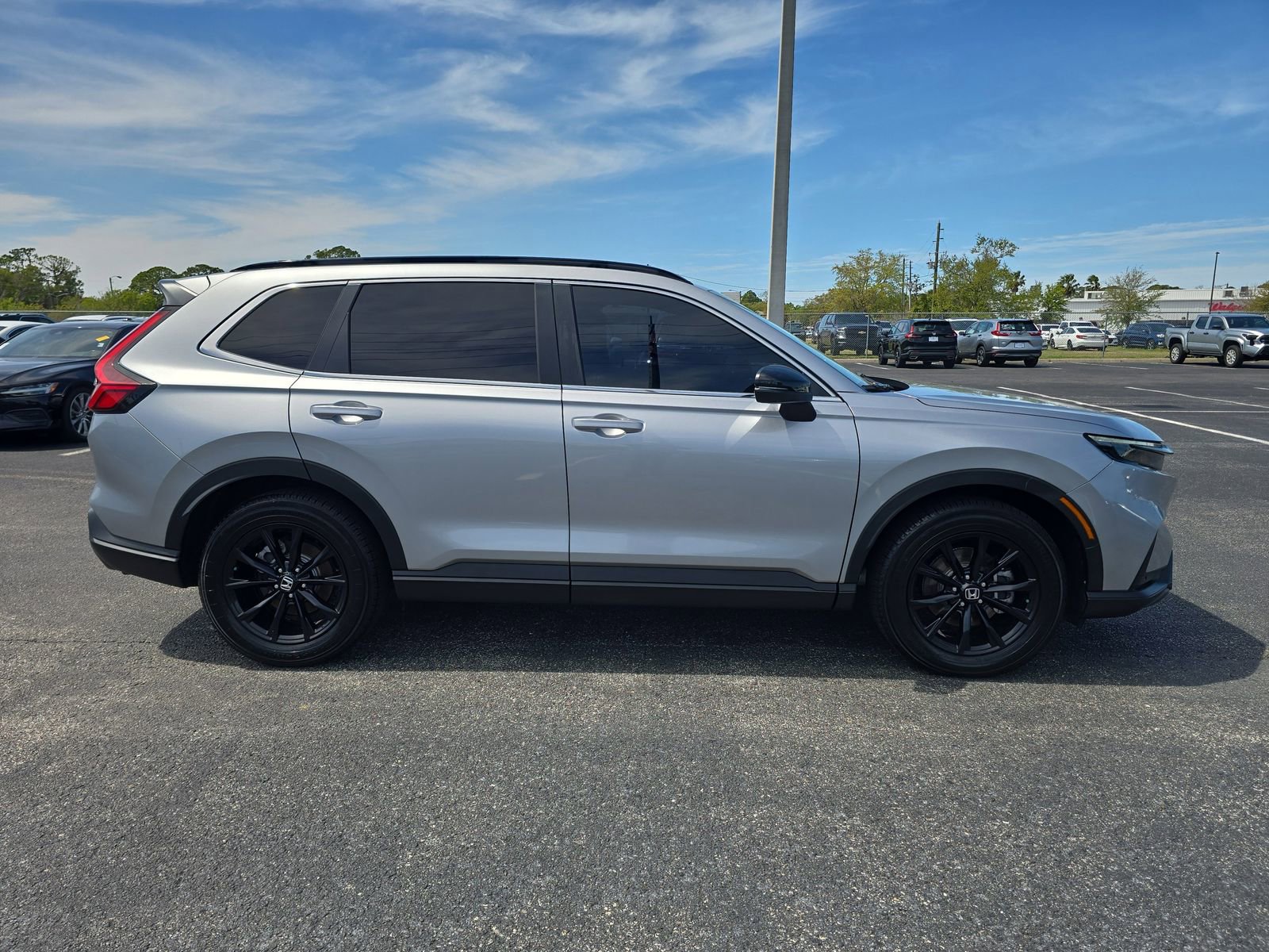 Used 2024 Honda CR-V Sport-L image 3