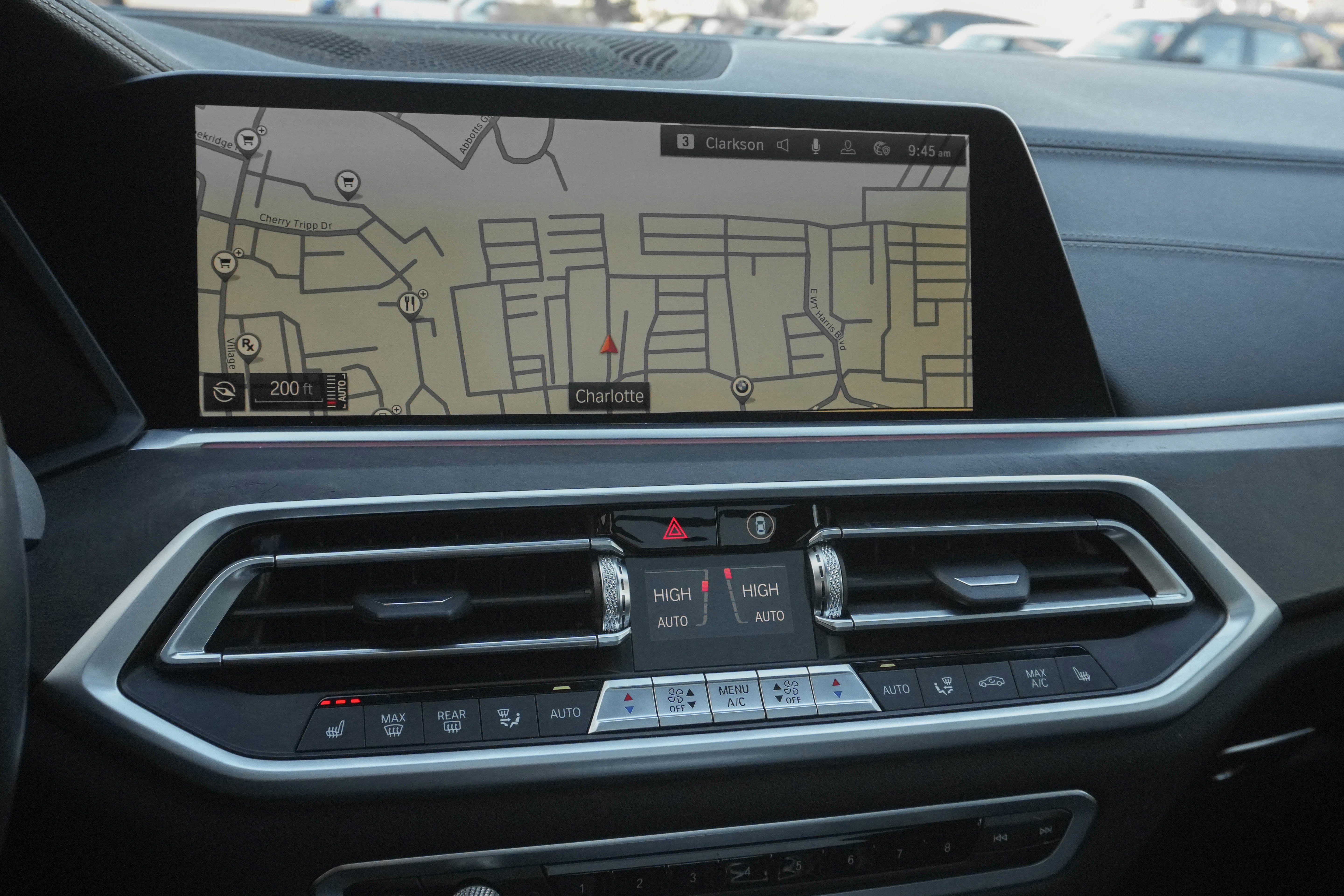 Used 2022 BMW X5 xDrive40i w/ M Sport Package image 21