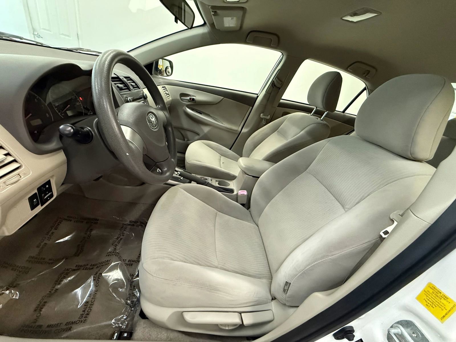 Used 2010 Toyota Corolla LE image 17