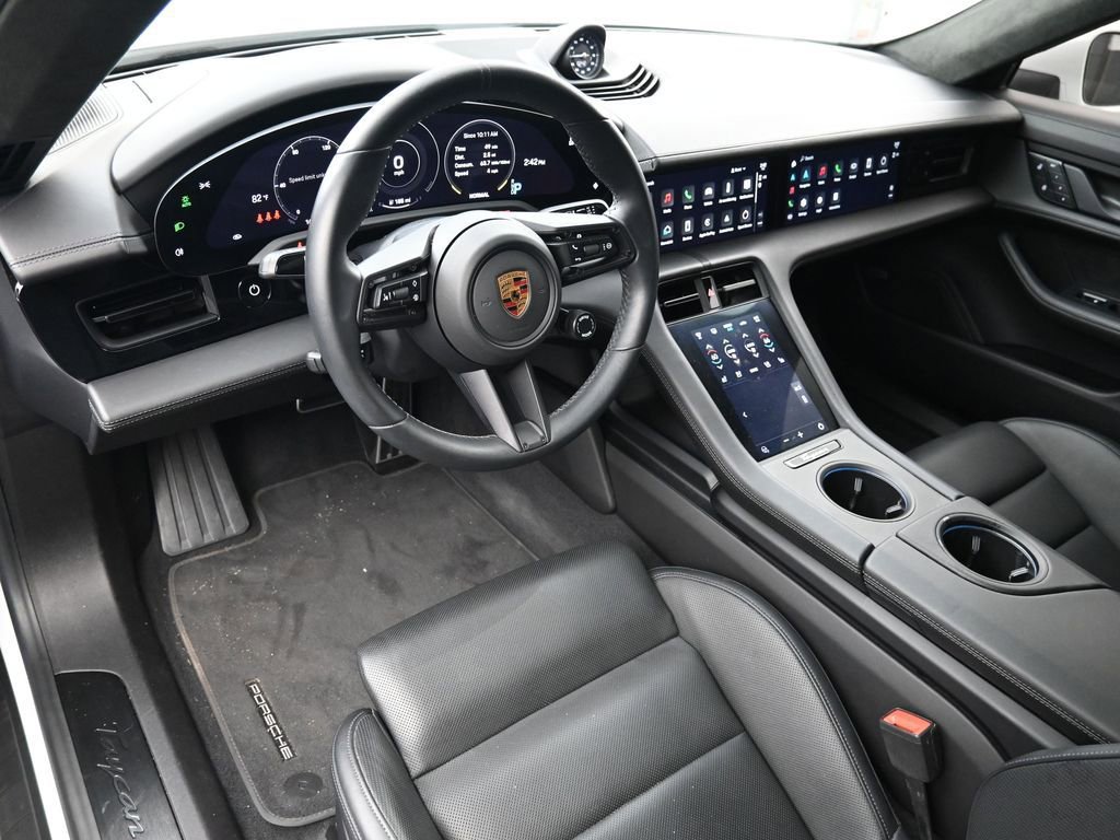 Certified 2022 Porsche Taycan GTS image 4