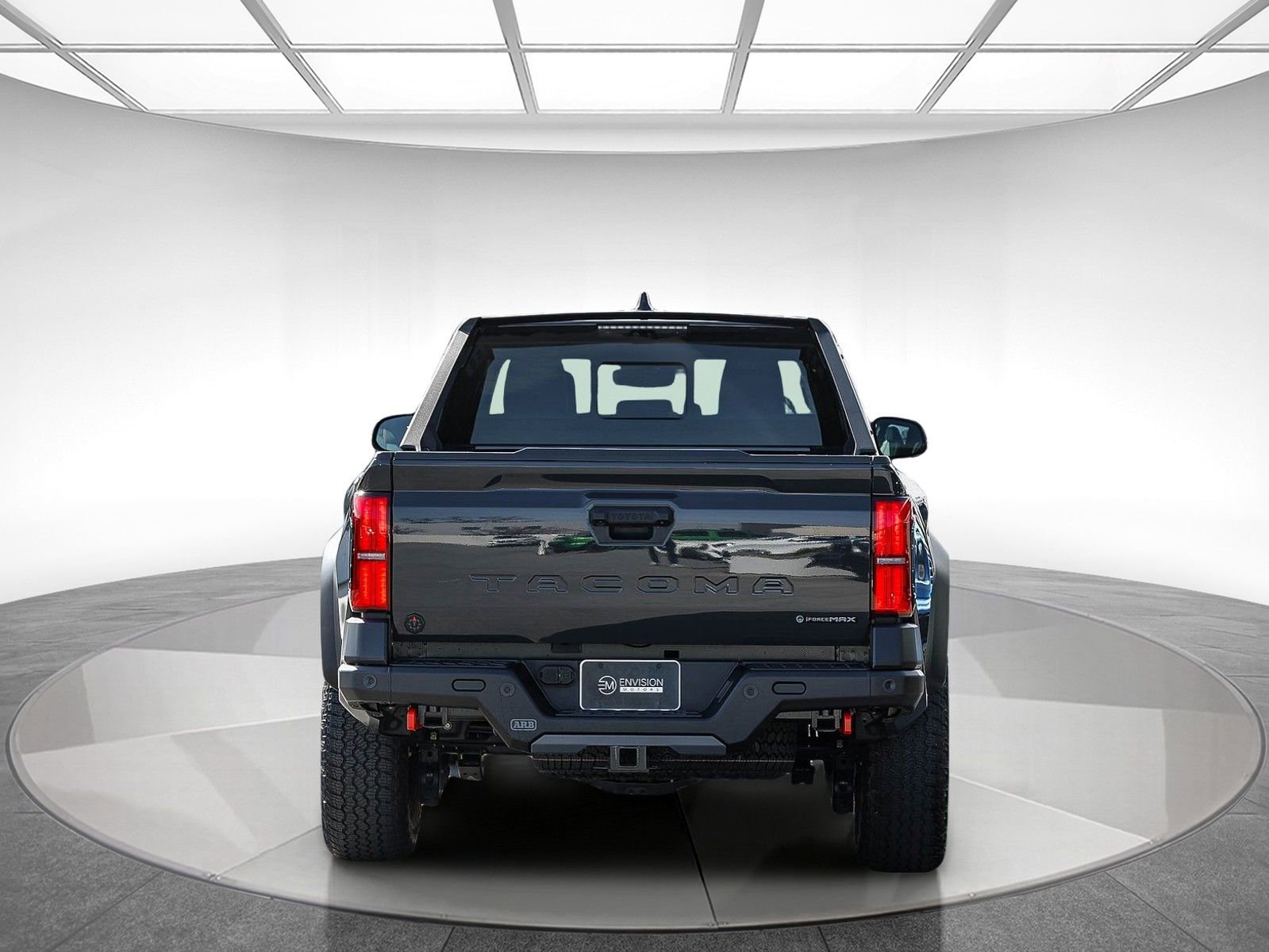 Used 2025 Toyota Tacoma Trailhunter image 3