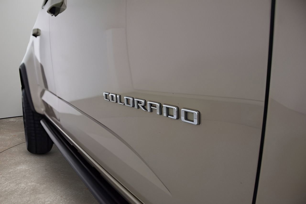 Used 2021 Chevrolet Colorado ZR2 w/ ZR2 Dusk Special Edition image 38