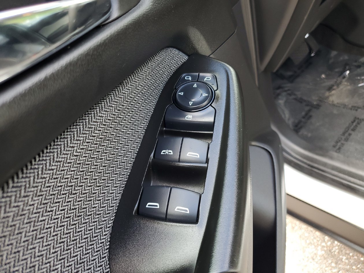 Used 2025 Chevrolet TrailBlazer LT AWD/4WD image 16