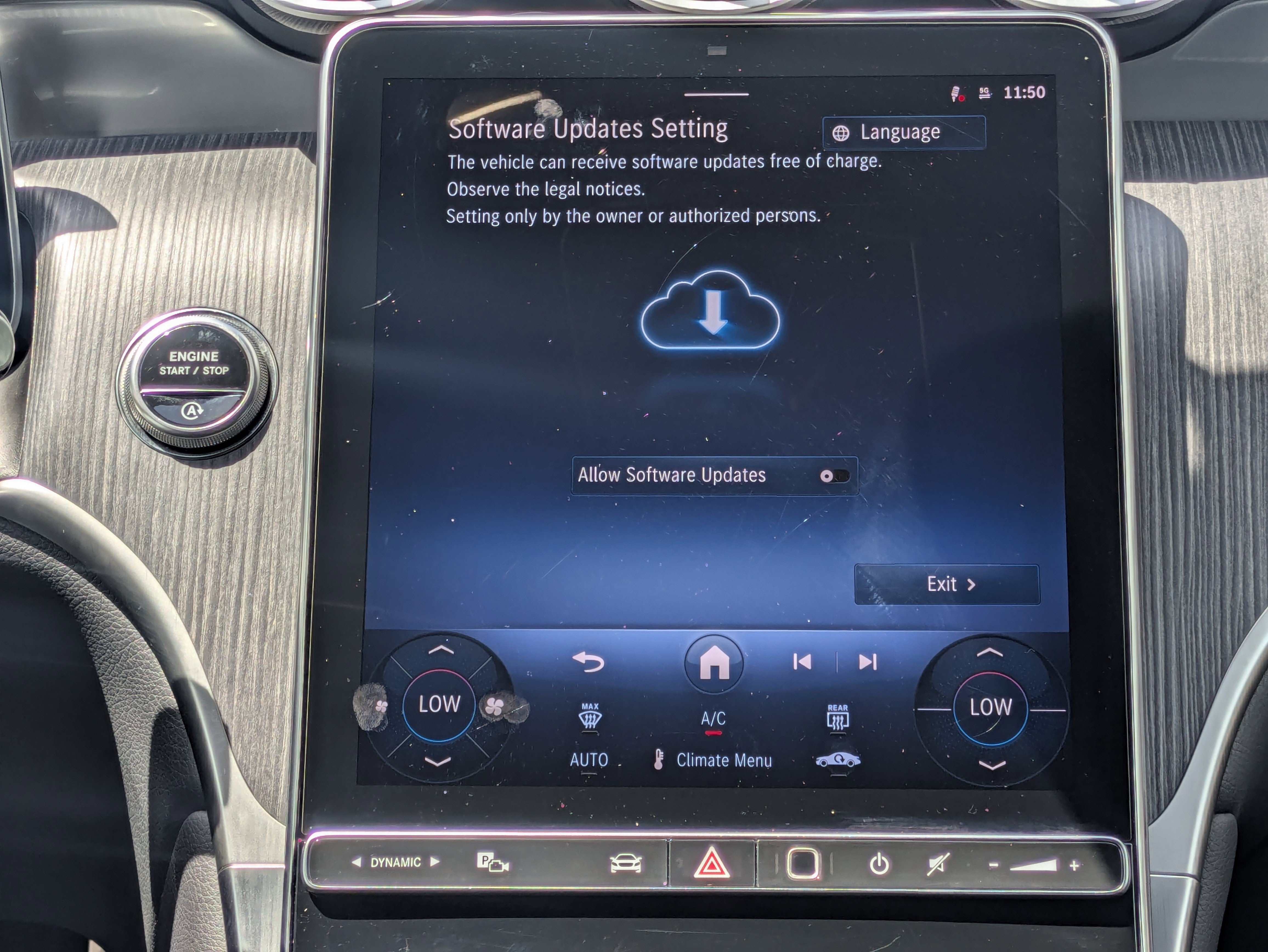 Certified 2025 Mercedes-Benz GLC 300 4MATIC image 17