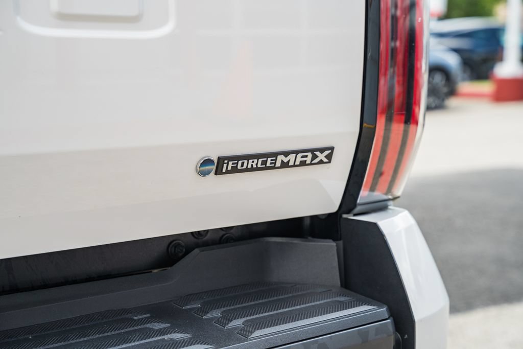 Used 2026 Toyota Tundra TRD Pro w/ Tow Tech Package AWD/4WD image 8