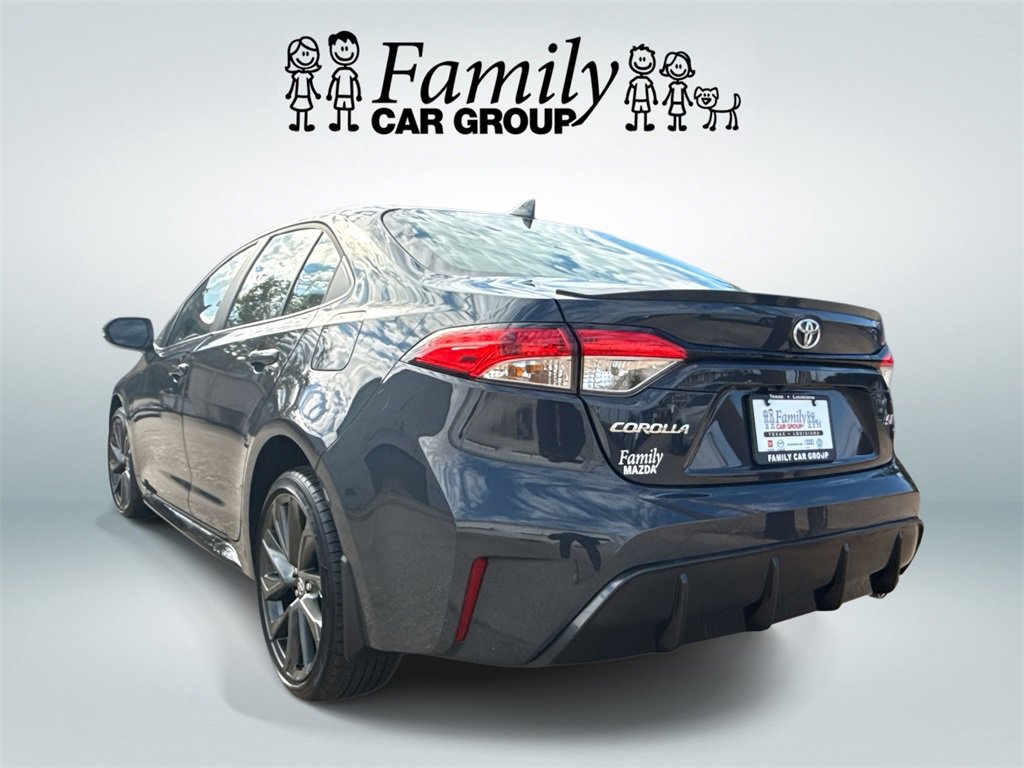 Used 2025 Toyota Corolla SE image 4