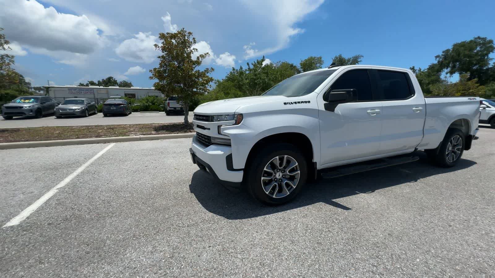 Used 2022 Chevrolet Silverado 1500 RST AWD/4WD image 4