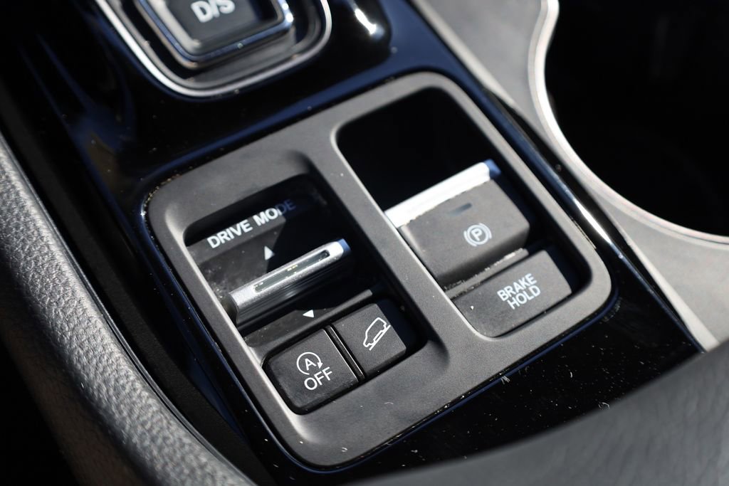 Used 2024 Honda Pilot TrailSport image 29