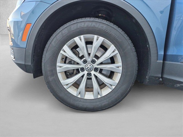 Used 2019 Volkswagen Tiguan SE AWD/4WD image 12