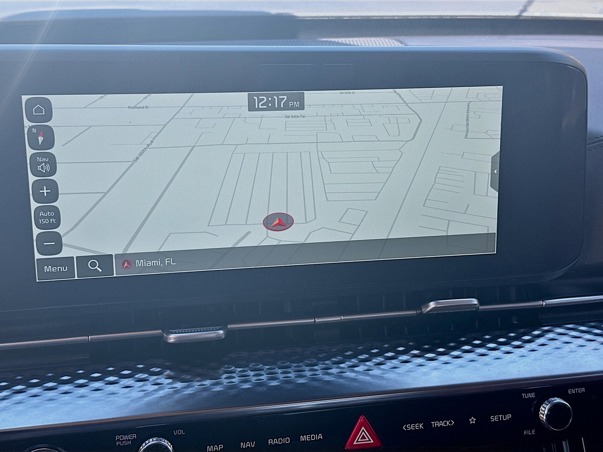 Used 2024 Kia Carnival SX Prestige image 13