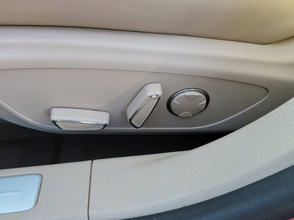 Used 2019 Lincoln MKZ Reserve w/ Reserve Plus Package image 18