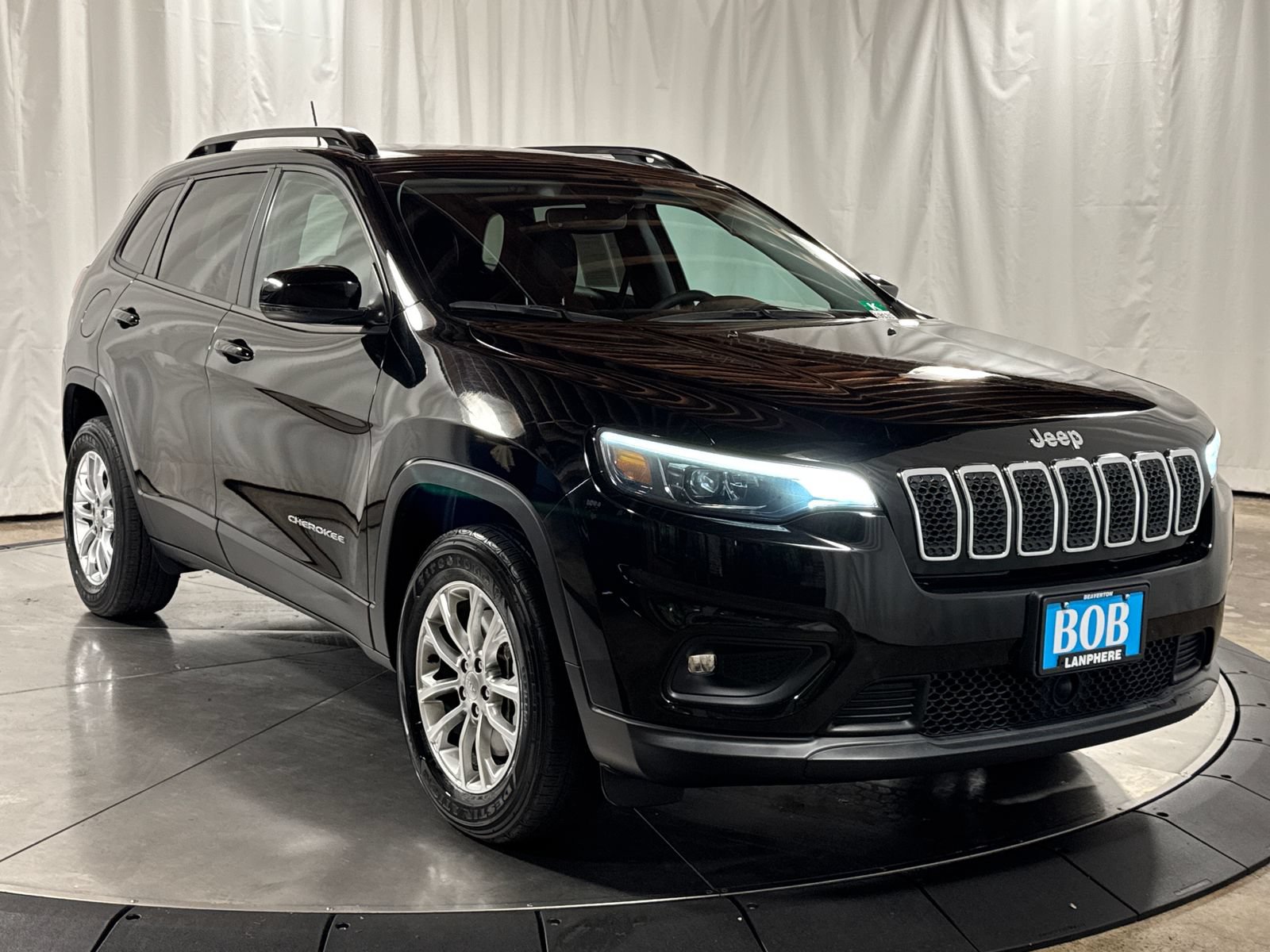 Used 2022 Jeep Cherokee Latitude Lux w/ Mopar Interior Package AWD/4WD image 14