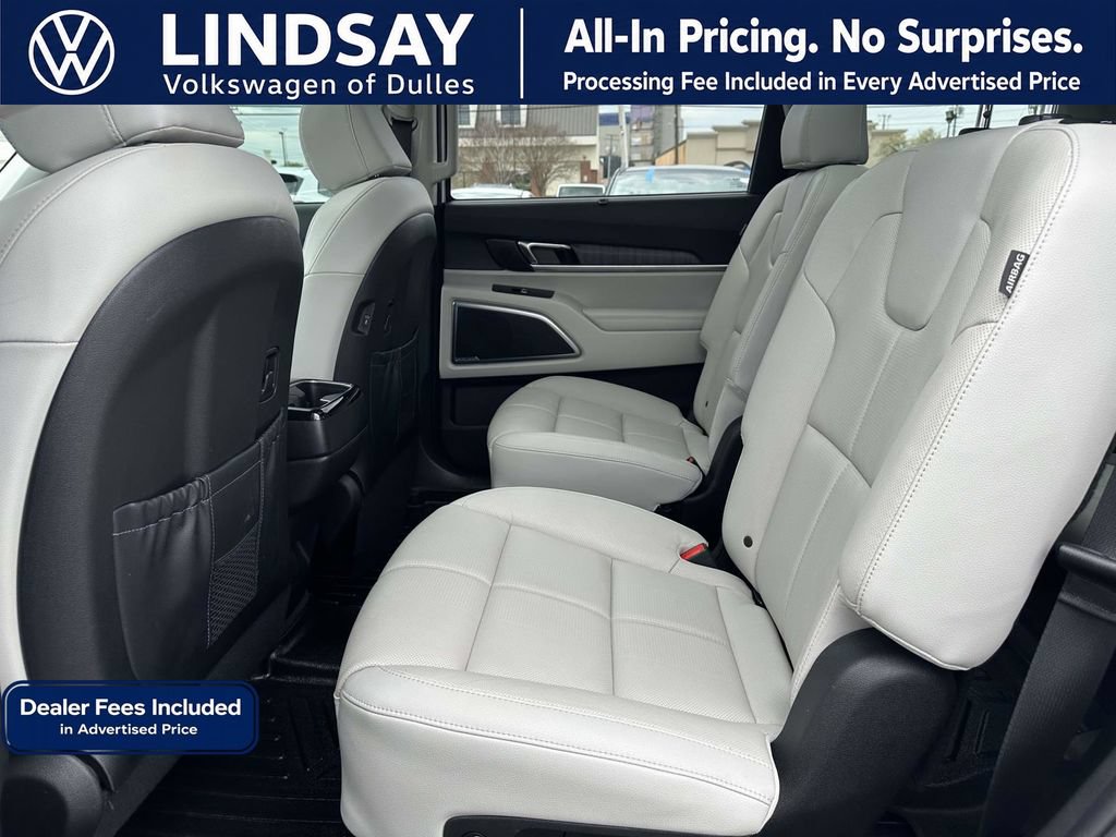 Used 2023 Kia Telluride SX FWD image 16