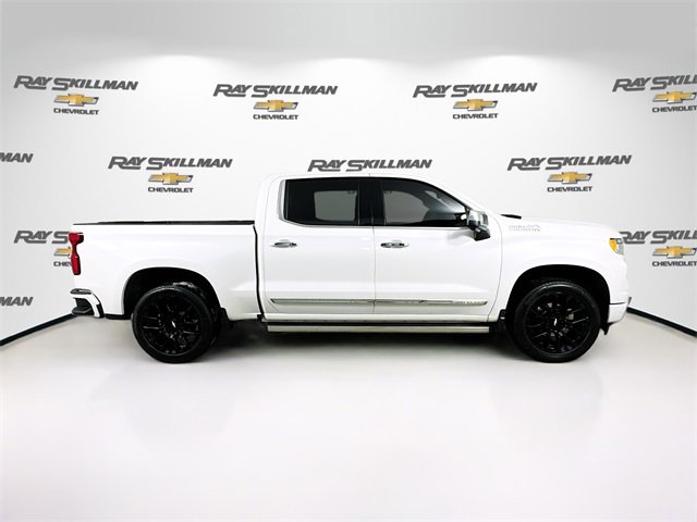 Used 2025 Chevrolet Silverado 1500 High Country w/ Technology Package image 8