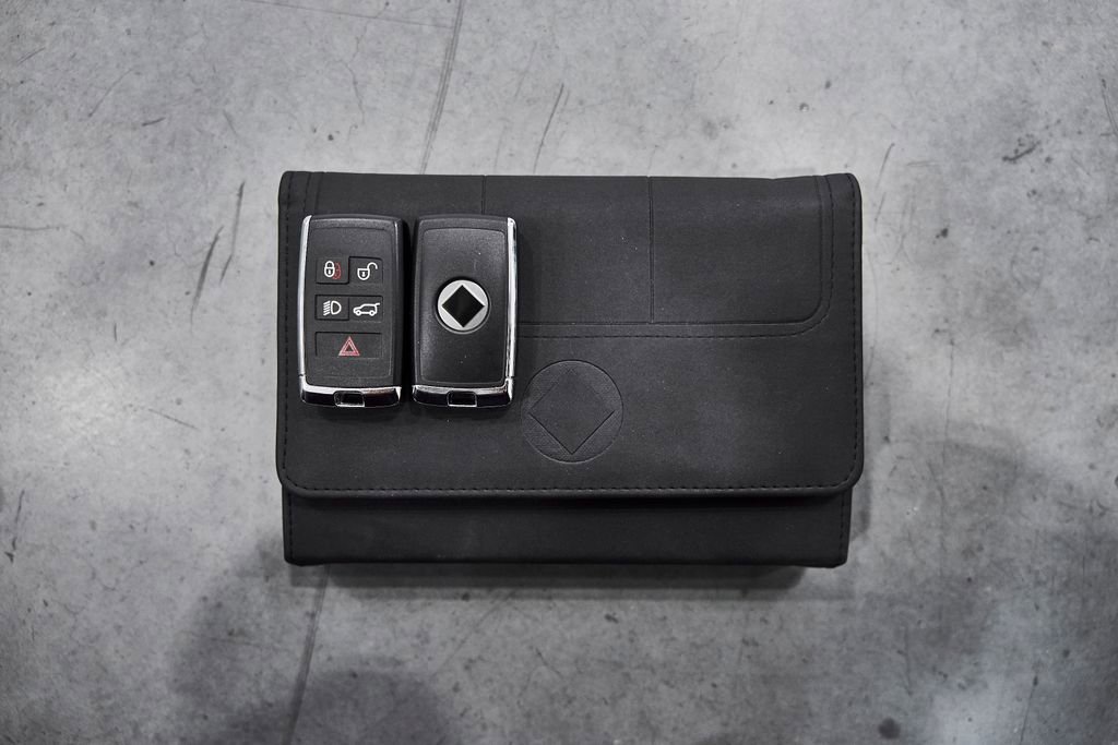 Used 2026 Land Rover Defender 110 AWD/4WD image 69