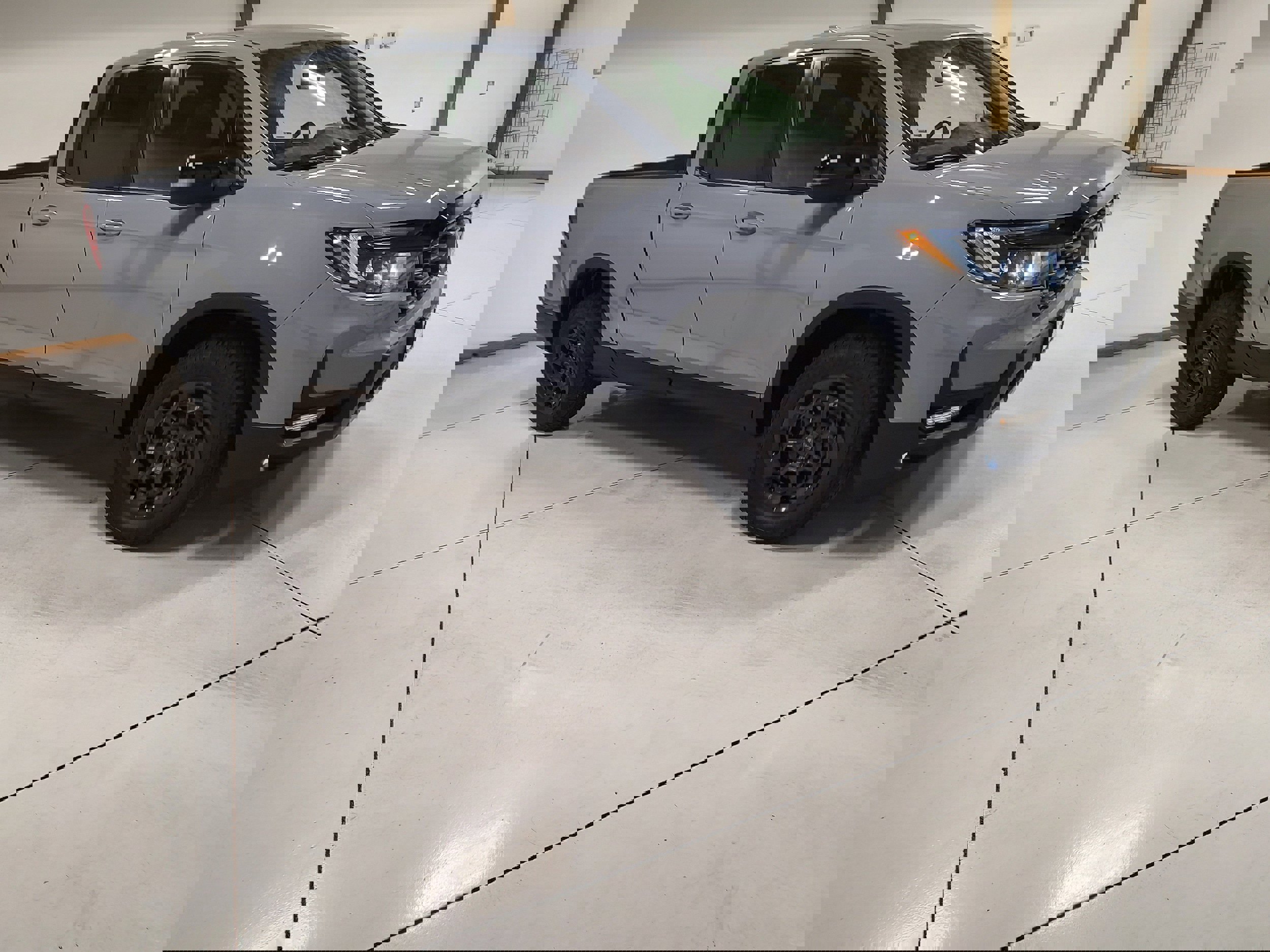 Used 2025 Honda Ridgeline TrailSport+ image 2