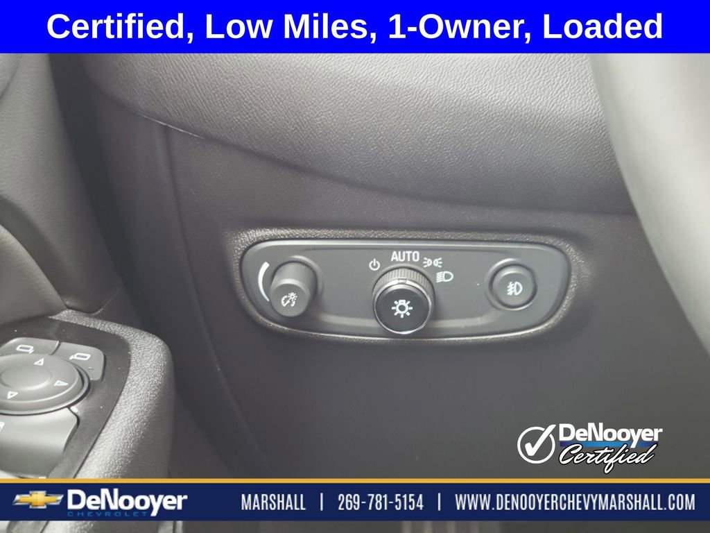 Used 2023 Chevrolet Equinox Premier image 14