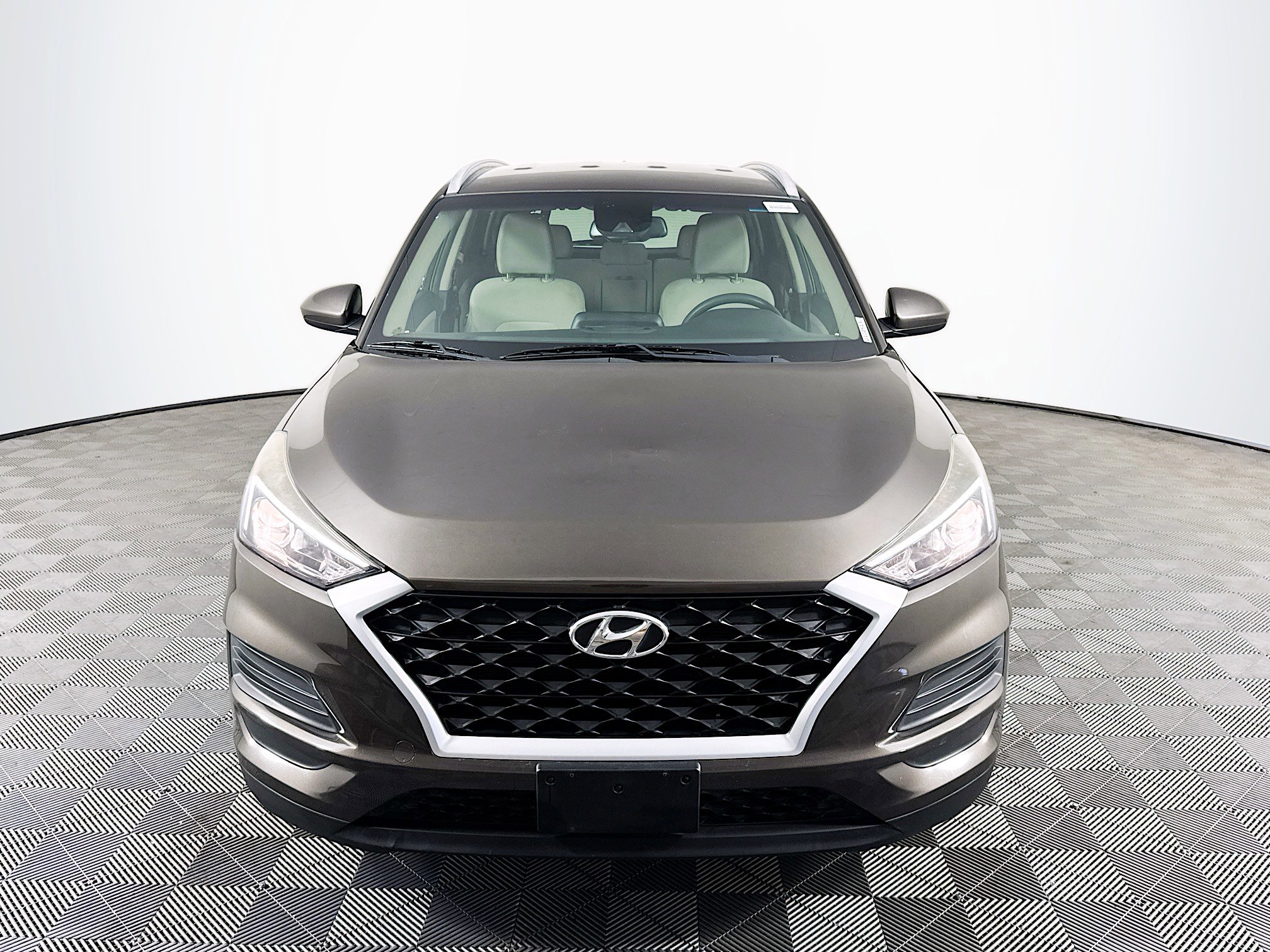 Used 2020 Hyundai Tucson Value w/ Cargo Package image 2