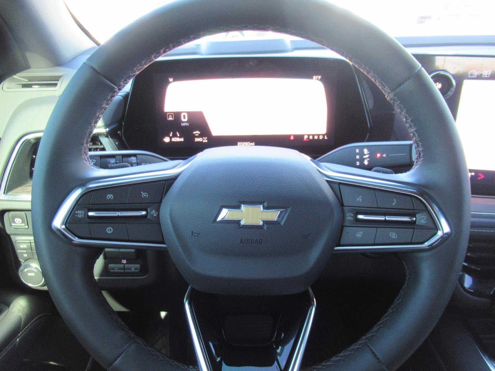 Used 2025 Chevrolet Tahoe Premier w/ Sun And Tow Package AWD/4WD image 24