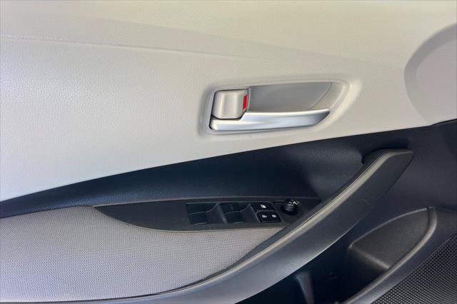 Certified 2020 Toyota Corolla LE FWD image 12