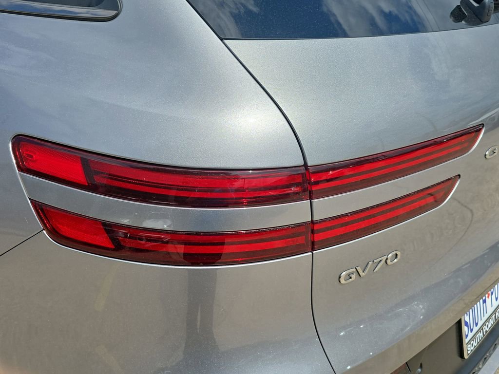 Used 2024 Genesis GV70 3.5T Sport w/ Sport Advanced Package image 34