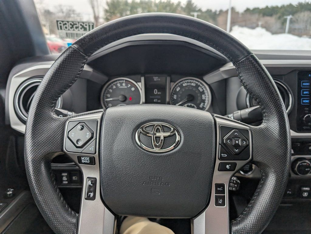 Used 2018 Toyota Tacoma Limited image 23