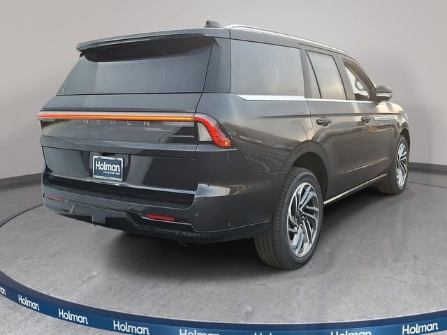 New 2025 Lincoln Navigator Reserve image 5