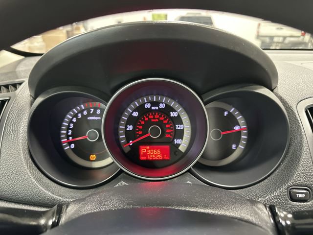 Used 2012 Kia Forte EX w/ Fuel Economy Pkg FWD image 14