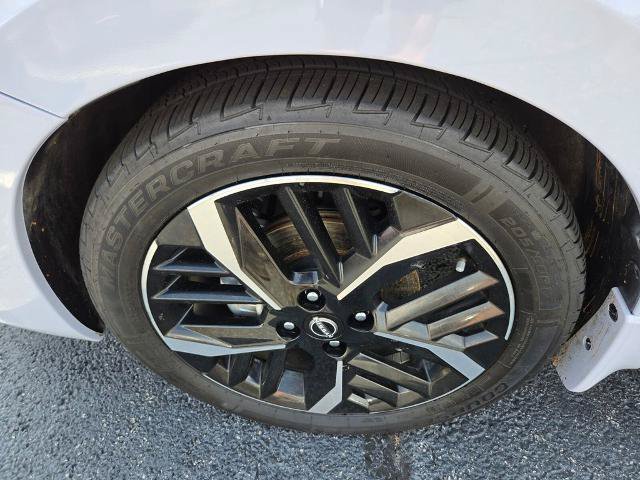 Certified 2024 Nissan Versa SR w/ Trunk Package FWD image 23