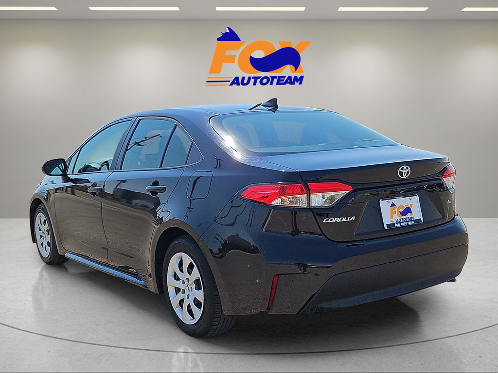 Used 2025 Toyota Corolla LE FWD image 3