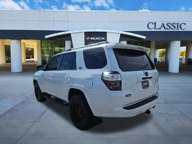 Used 2024 Toyota 4Runner SR5 Premium w/ Moonroof Package image 7