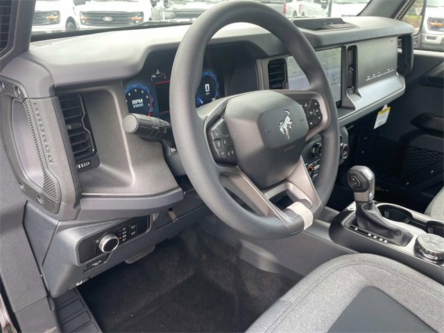 New 2025 Ford Bronco 4-Door image 16