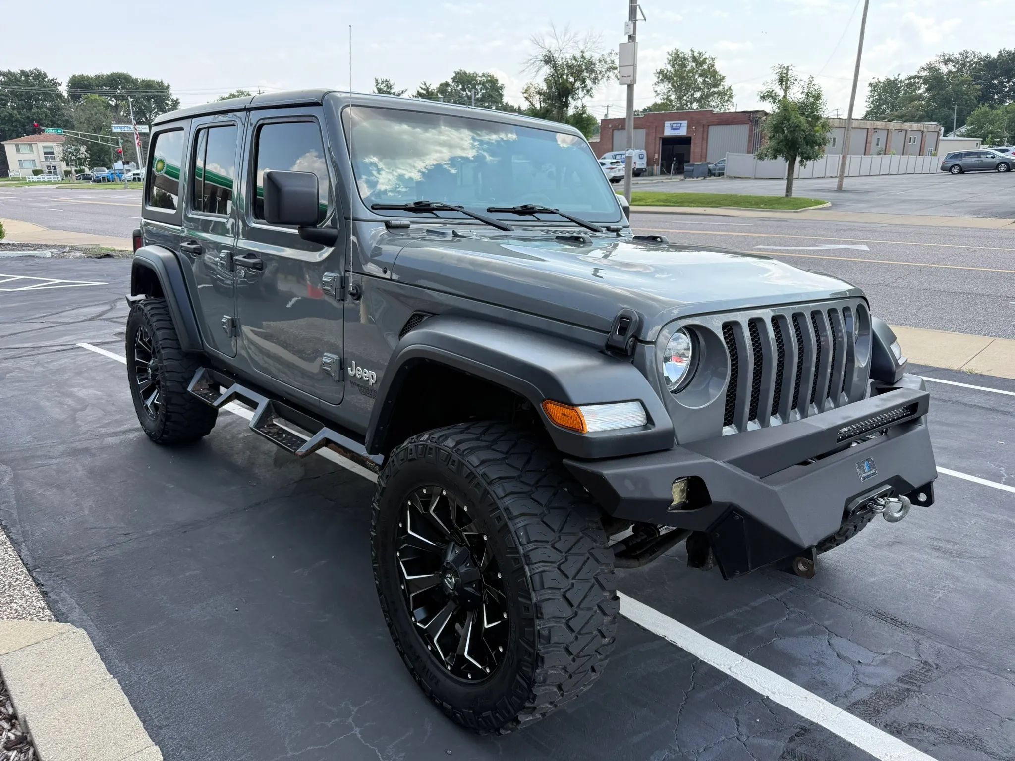 Used 2019 Jeep Wrangler Unlimited Sport AWD/4WD image 5